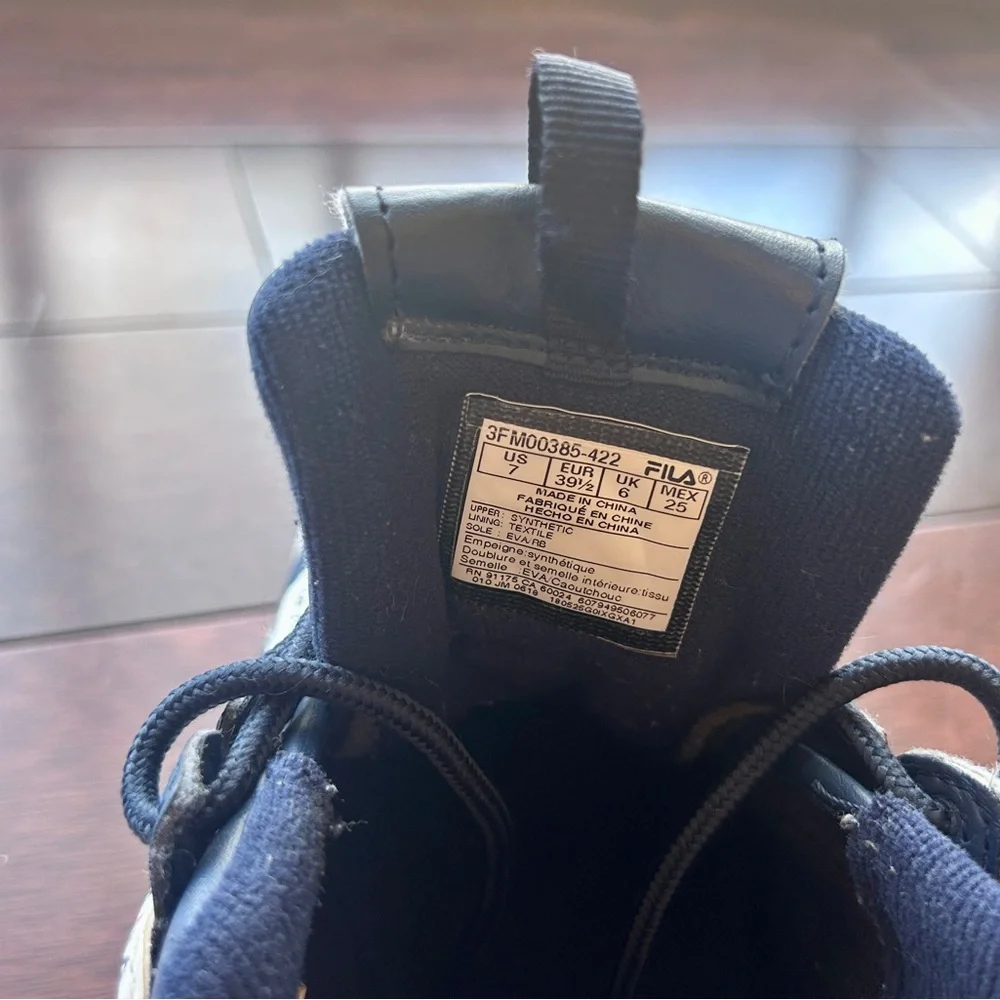 Fila Disruptor II Men's Navy and White Sneakers - Picture 6 of 8